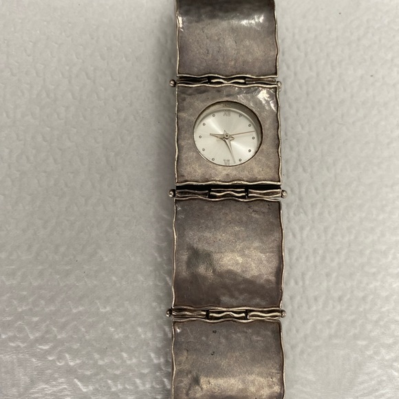 Hammered sterling silver watch - Picture 1 of 2